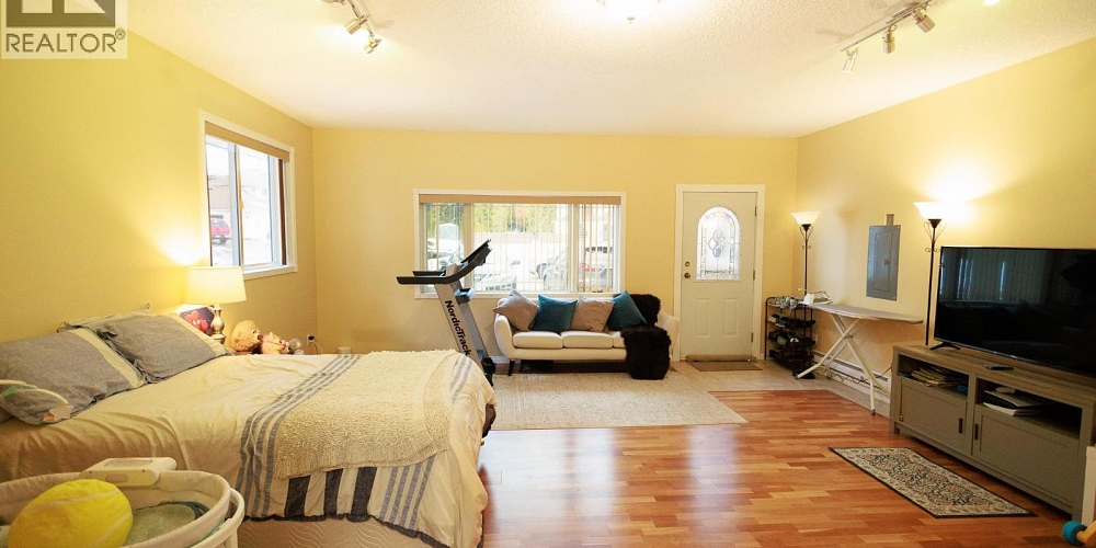 5418 MCCONNELL CRESCENT Terrace Photo 19 5418 MCCONNELL CRESCENT Terrace Photo 19